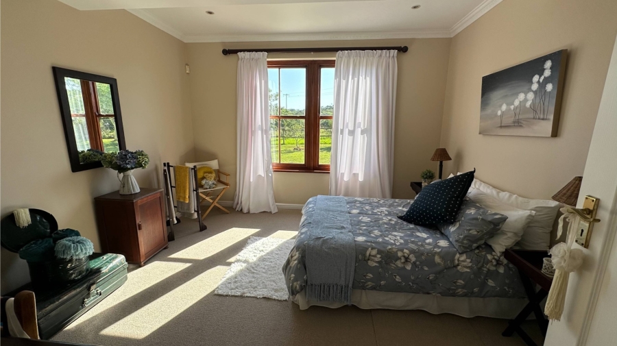 3 Bedroom Property for Sale in Sunrise On Sea Eastern Cape